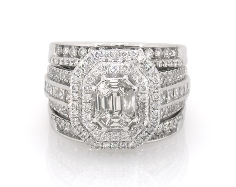 Main Image 1 of Previously Owned Fancy-Cut Diamond Bridal Set 1-7/8 ct tw 14K White Gold Size 6.75