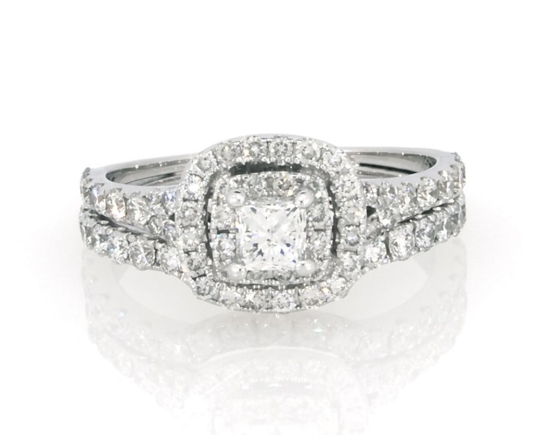 Main Image 1 of Previously Owned Neil Lane Princess-Cut Diamond Double Halo Bridal Set 1 ct tw 14K White Gold Size 6.5