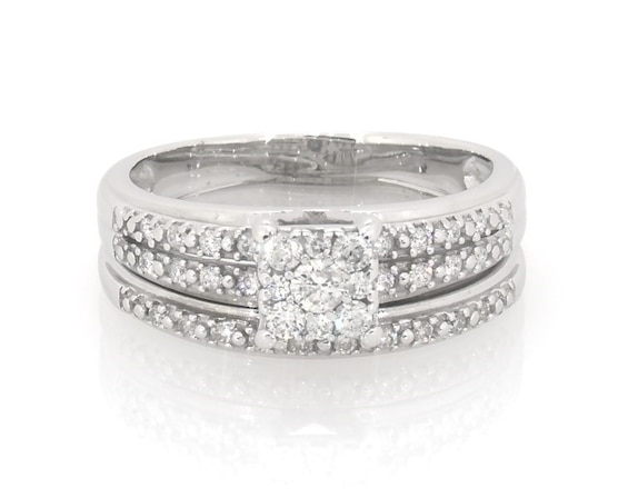 Previously Owned Multi-Diamond Bridal Set 1/4 ct tw 10K White Gold Size 6