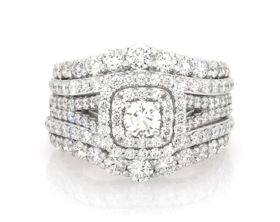 Previously Owned Round-Cut Lab-Grown Diamond Double Halo Bridal Set 2-7/8 ct tw 14K White Gold Size 6.75
