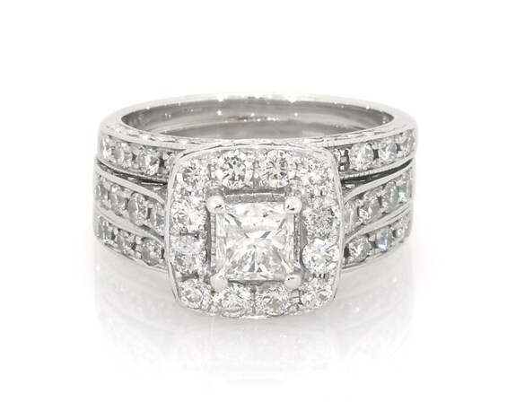 Previously Owned Princess-Cut Diamond Halo Bridal Set 1-7/8 ct tw 14K White Gold Size