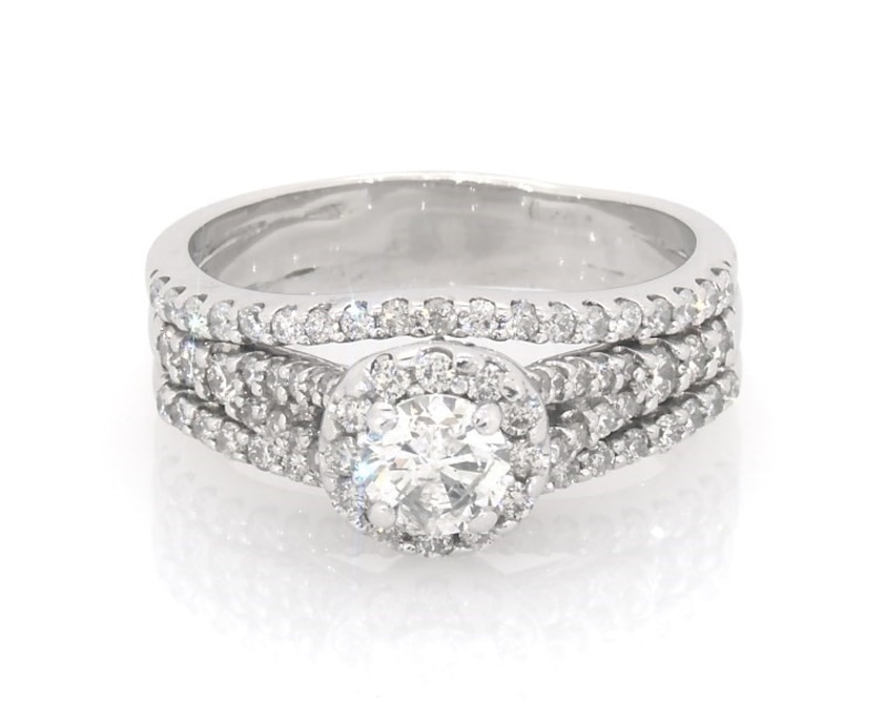 Main Image 1 of Previously Owned Round-Cut Diamond Halo Bridal Set 1-1/3 ct tw 14K White Gold Size 8.75