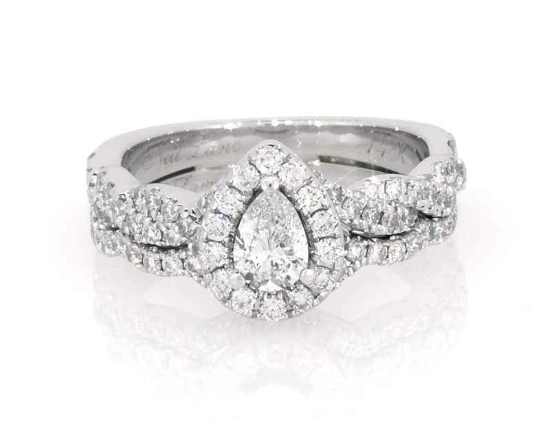 Main Image 1 of Previously Owned Neil Lane Pear-Shaped Diamond Halo Bridal Set 7/8 ct tw 14K White Gold Size 5