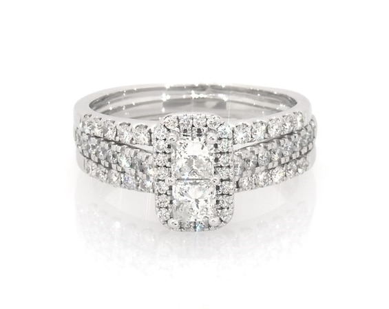 Previously Owned Princess-Cut Diamond Stacked Halo Bridal Set 1 1/4 ct tw 14K White Gold Size 7.5