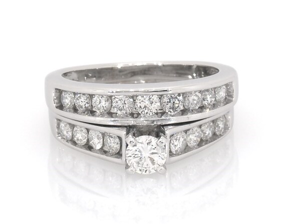 Previously Owned Round-Cut Diamond Bridal Set 1 ct tw 14K White Gold Size 5.25