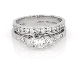 Previously Owned Princess-Cut Diamond Three-Stone Bridal Set 1-3/8 ct tw 14K White Gold Size 9