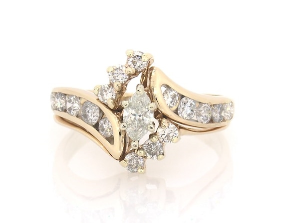 Previously Owned Marquise-Cut Diamond Bypass Bridal Set 7/8 ct tw 14K Yellow Gold Size