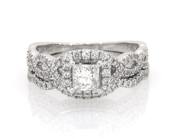 Previously Owned Neil Lane Princess-Cut Diamond Halo Bridal Set 1-1/8 ct tw 14K White Gold Size