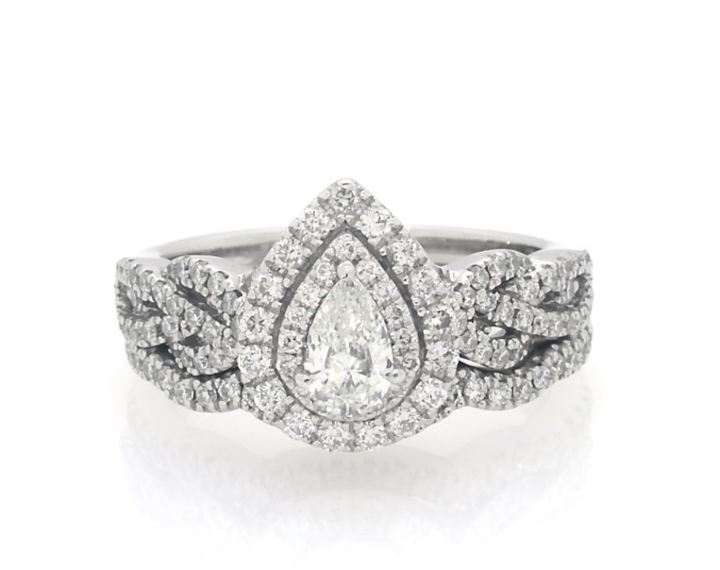 Main Image 1 of Previously Owned Neil Lane Pear-Shaped Diamond Bridal Set 7/8 ct tw 14K White Gold Size 5.75
