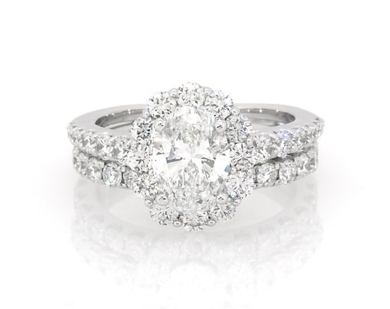 Previously Owned Oval-Cut Lab-Grown Diamond Halo Bridal Set 2-1/8 ct tw 14K White Gold Size 4.5