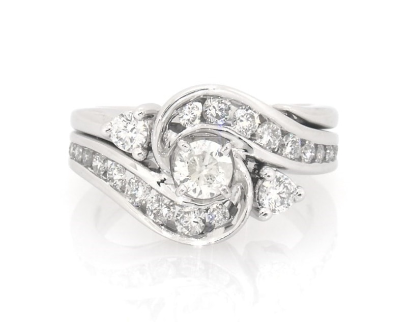 Main Image 1 of Previously Owned Round-Cut Diamond Bypass Bridal Set 1 ct tw 14K White Gold Size 5.25