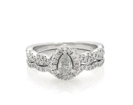 Previously Owned Neil Lane Pear-Shaped Diamond Halo Bridal Set 7/8 ct tw 14K White Gold 6