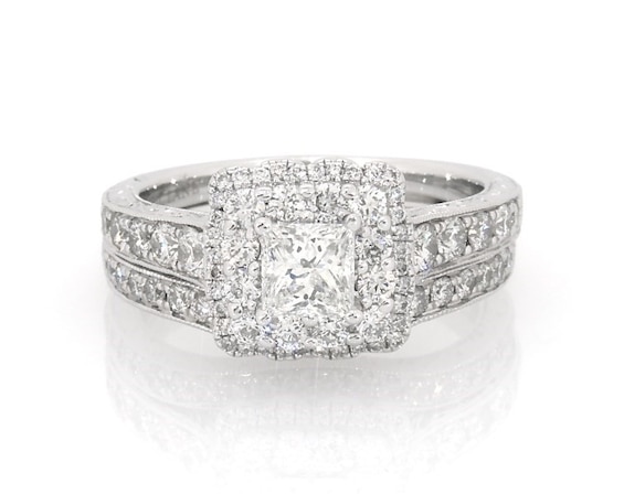 Previously Owned Neil Lane Princess-Cut Diamond Halo Bridal Set 1-3/4 ct tw 14K White Gold Size 7.5