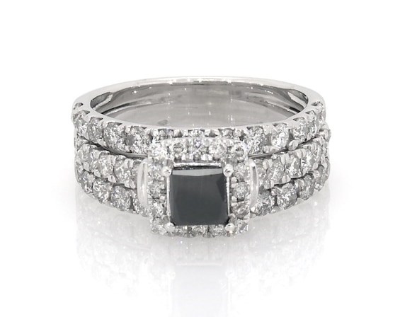 Previously Owned Princess-Cut Black & White Diamond Halo Bridal Set 2-1/5 ct tw 14K White Gold Size 6.75