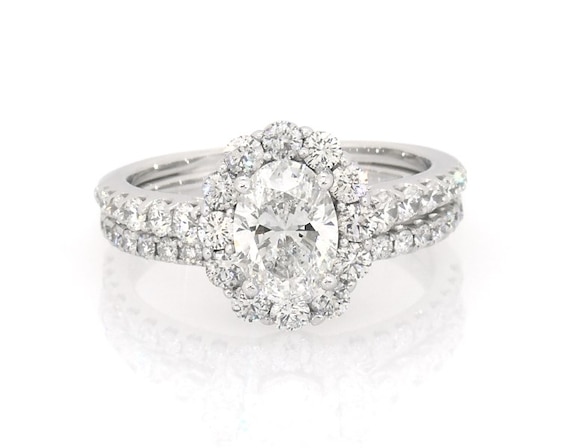 Previously Owned Oval-Cut Lab-Grown Diamond Halo Bridal Set 1-7/8 ct tw 14K White Gold Size 6.5