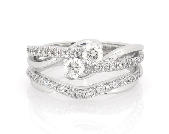 Previously Owned Round-Cut Diamond Two-Stone Bridal Set 5/8 ct tw 14K White Gold Size 7.25
