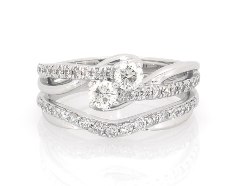 Main Image 1 of Previously Owned Round-Cut Diamond Two-Stone Bridal Set 5/8 ct tw 14K White Gold Size 7.25