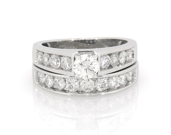 Previously Owned Round-Cut Diamond Bridal Set 1-3/8 ct tw 14K White Gold Size