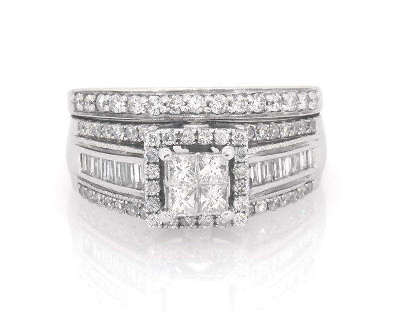 Main Image 1 of Previously Owned Princess-Cut Quad Diamond Bridal Set 1-1/8 ct tw 14K White Gold Size 6.75