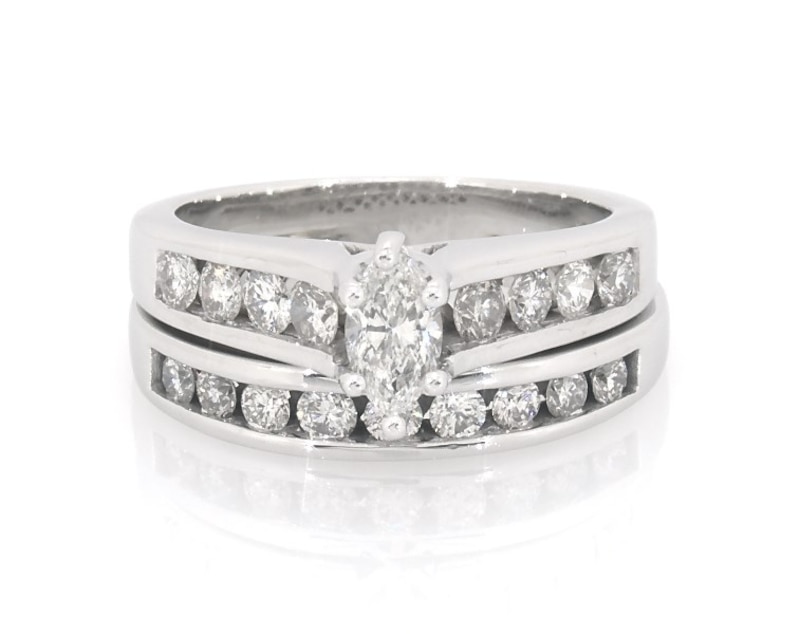 Main Image 1 of Previously Owned Marquise-Cut Diamond Bridal Set 1-1/6 ct tw 14K White Gold Size 7