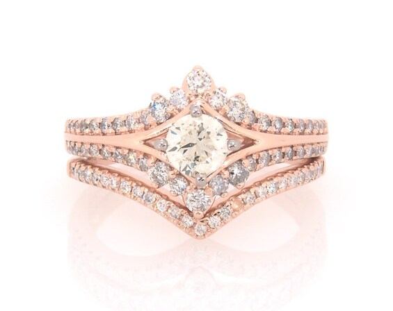 Previously Owned Round-Cut Diamond Chevron Bridal Set 1 ct tw 14K Two-Tone Gold Size