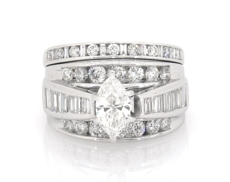 Main Image 1 of Previously Owned Marquise-Cut Diamond Bridal Set 2-1/5 ct tw 14K White Gold Size 5.75