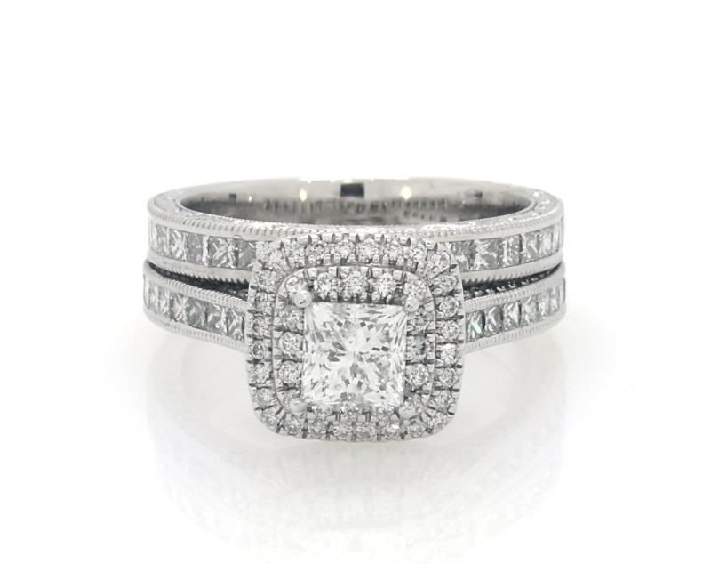 Main Image 1 of Previously Owned Neil Lane Princess-Cut Diamond Double Halo Bridal Set 2-1/6 ct tw 14K White Gold Size 7.5