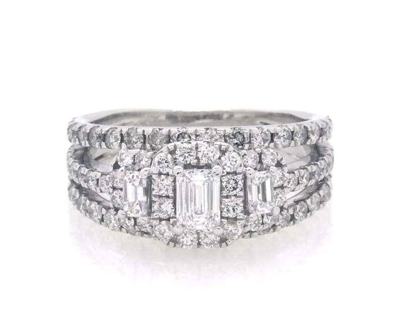 Main Image 1 of Previously Owned Emerald-Cut Diamond Three-Stone Bridal Set 1-1/2 ct tw 14K White Gold Size 6.5