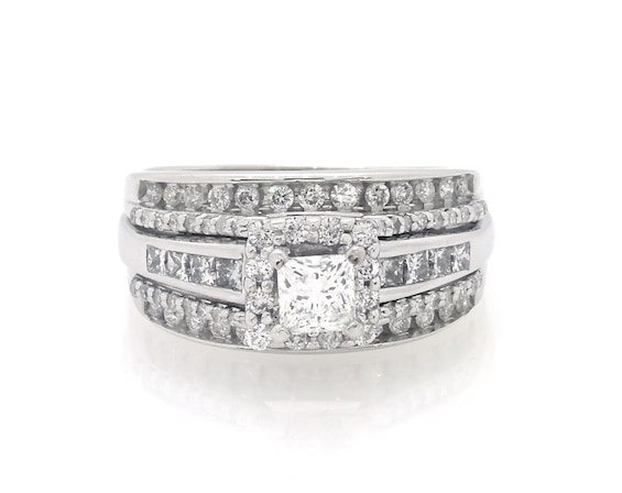 Previously Owned Princess-Cut Diamond Halo Bridal Set 1-3/8 ct tw 14K White Gold Size 8