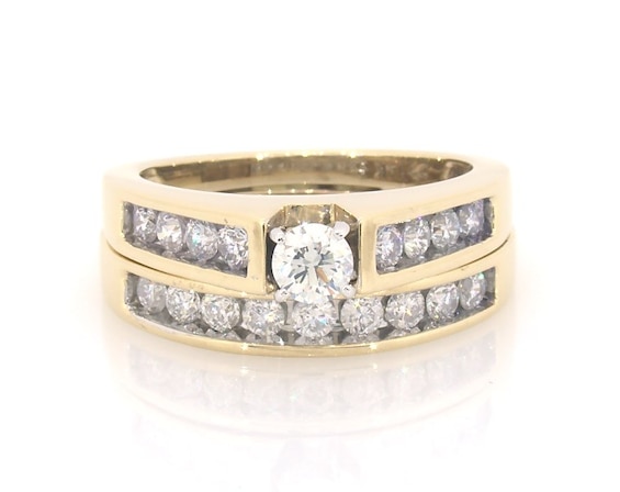 Previously Owned Round-Cut Diamond Bridal Set 1 ct tw 14K Yellow Gold Size 6.5