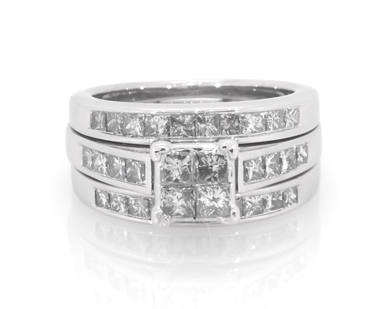 Main Image 1 of Previously Owned Princess-Cut Quad Diamond Bridal Set 1-1/2 ct tw 14K White Gold Size 5.5