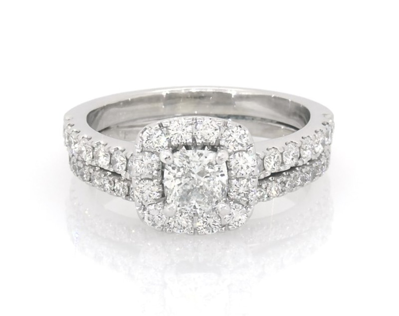 Main Image 1 of Previously Owned Neil Lane Cushion-Cut Diamond Bridal Set 1-5/8 ct tw 14K White Gold Size 7.5