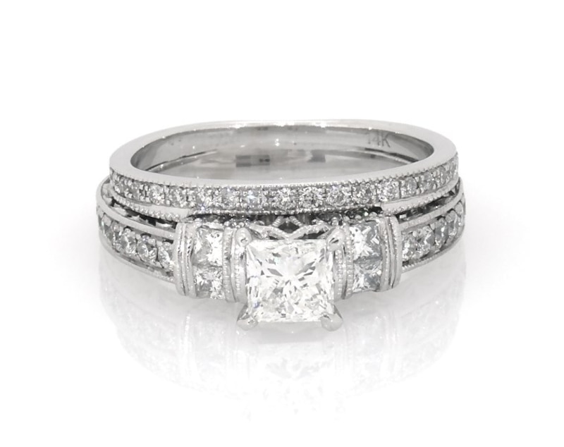 Main Image 1 of Previously Owned Neil Lane Princess-Cut Diamond Bridal Set 1-1/3 ct tw 14K White Gold Size 6