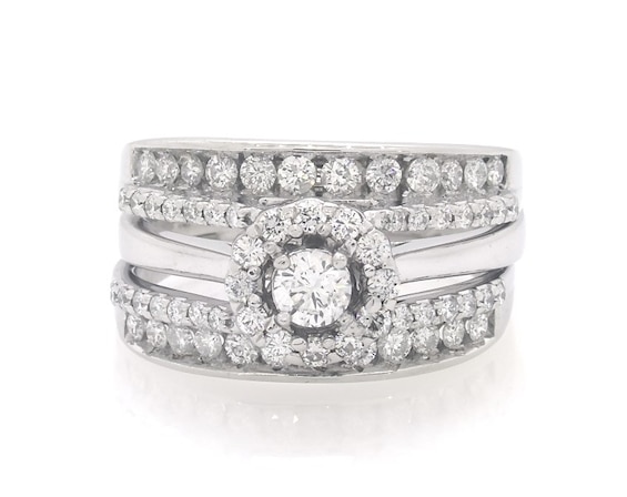 Previously Owned Round-Cut Diamond Halo Bridal Set 1-3/8 ct tw 14K White Gold Size 9.75
