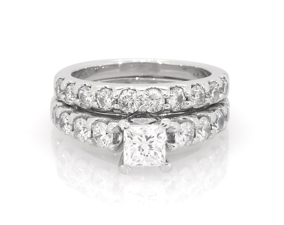 Previously Owned Princess-Cut Diamond Bridal Set 2 ct tw 14K White Gold Size 4.5