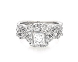 Previously Owned Neil Lane Princess-Cut Diamond Halo Bridal Set 1-1/8 ct tw 14K White Gold Size 5.25