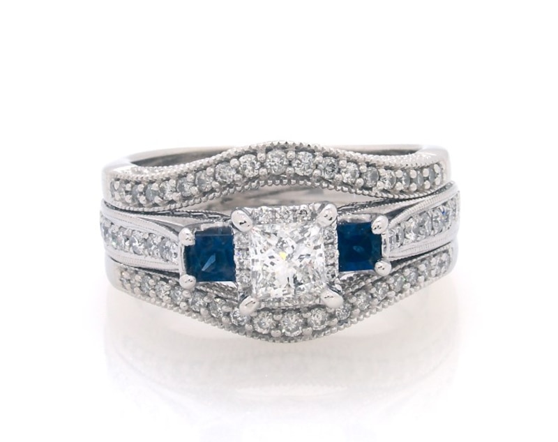 Main Image 1 of Previously Owned Princess-Cut Diamond & Blue Sapphire Three-Stone Bridal Set 1-1/4 ct tw 14K White Gold Size 7.5