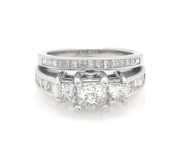 Previously Owned Princess-Cut Diamond Three-Stone Bridal Set 1-5/8 ct tw 14K White Gold Size 4.5