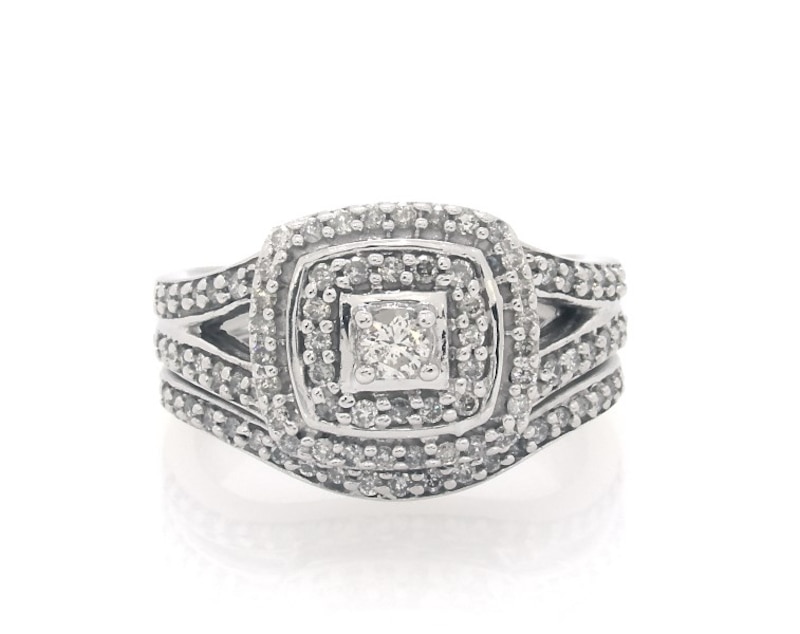 Main Image 1 of Previously Owned Round-Cut Diamond Halo Engagement Ring 5/8 ct tw 10K White Gold Size 6.25