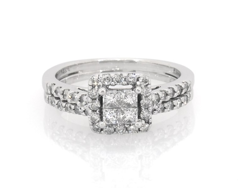 Main Image 1 of Previously Owned Bridal Set 5/8 ct tw Princess & Round-cut Diamonds 14K White Gold