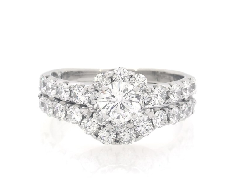 Main Image 1 of Previously Owned THE LEO Diamond Round-Cut Halo Bridal Set 2 ct tw 14K White Gold Size 7