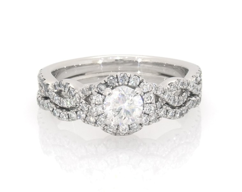 Main Image 1 of Previously Owned THE LEO First Light Diamond Round-Cut Bridal Set 1 ct tw 14K White Gold Size 7