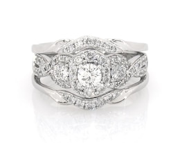 Previously Owned Round-Cut Diamond Three-Stone Bridal Set 7/8 ct tw 14K White Gold Size 6