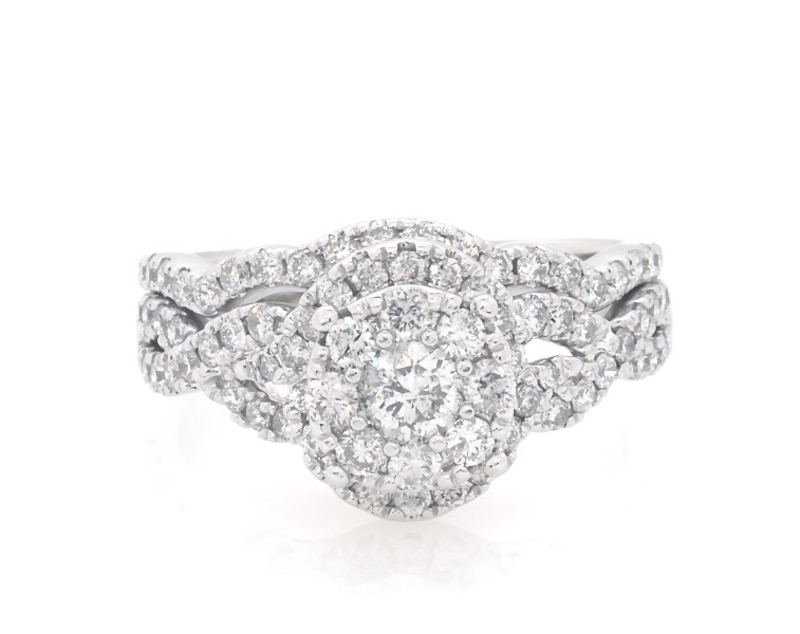 Main Image 1 of Previously Owned Round-Cut Diamond Halo Bridal Set 1-1/5 ct tw 14K White Gold Size 7.25