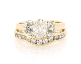 Previously Owned Oval-Cut Diamond Three-Stone Bridal Set 1-7/8 ct tw 14K Yellow Gold & Platinum Size 6.5