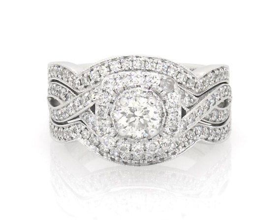 Previously Owned Neil Lane Round-Cut Diamond Halo Bridal Set 1 ct tw 14K White Gold Size 5