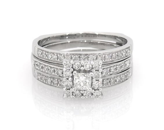 Previously Owned Princess-Cut Diamond Halo Bridal Set 7/8 ct tw 14K White Gold Size