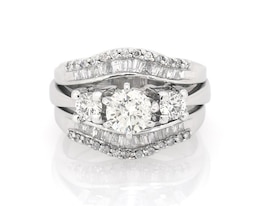 Previously Owned Round-Cut Diamond Three-Stone Bridal Set 1-5/8 ct tw 14K White Gold Size 8.5