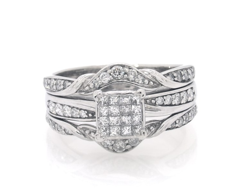Main Image 1 of Previously Owned Princess-Cut Multi-Diamond Bridal Set 3/4 ct tw 10K White Gold Size 7.5