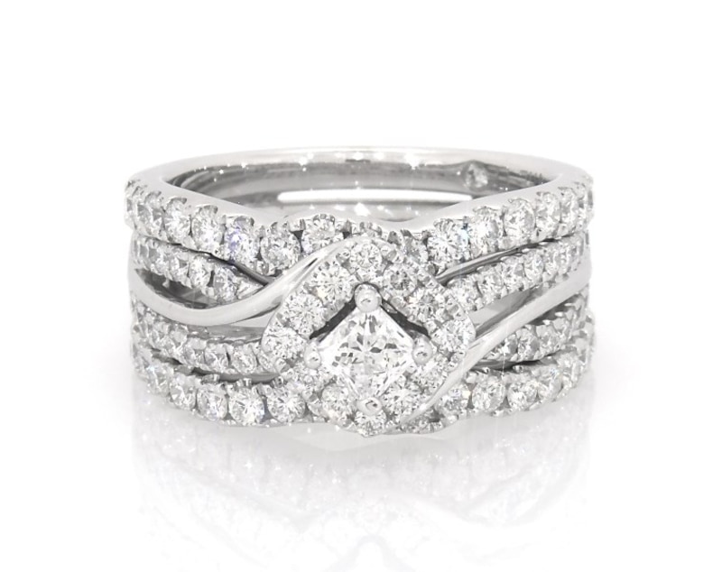 Main Image 1 of Previously Owned THE LEO Diamond Princess-Cut Bridal Set 1-1/2 ct tw 14K White Gold Size 6.5